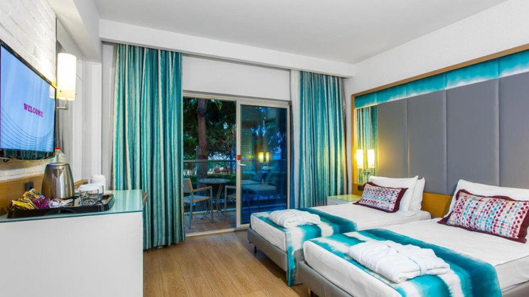 Long Beach Resort Hotel & Spa